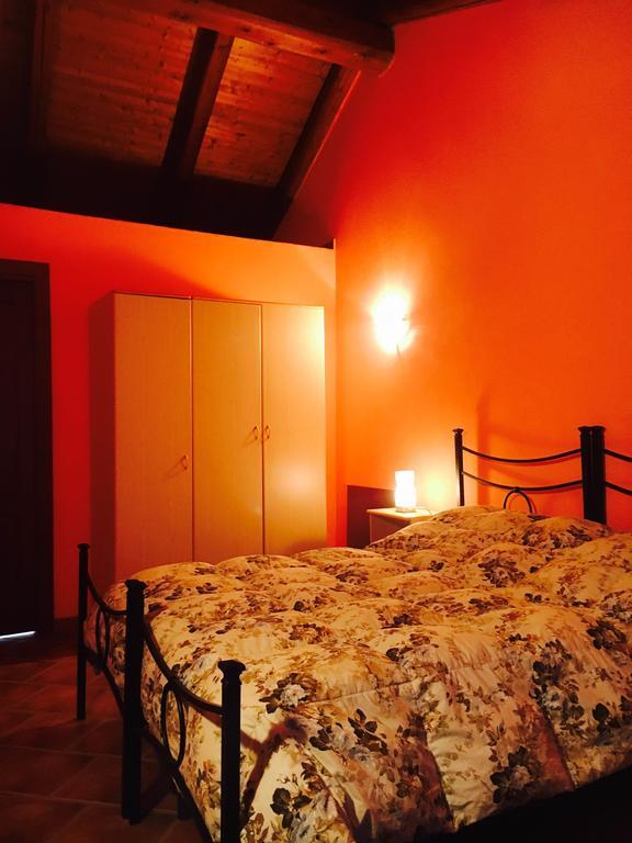 Agriturismo 'D Raine Montelupo Albese Luaran gambar